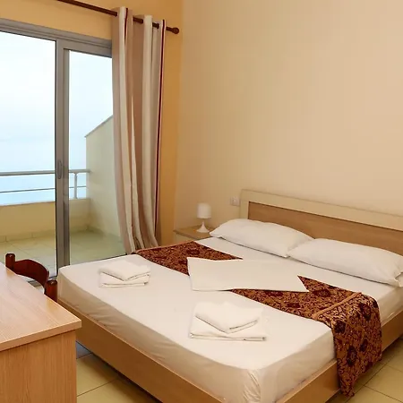 Otel Sky *