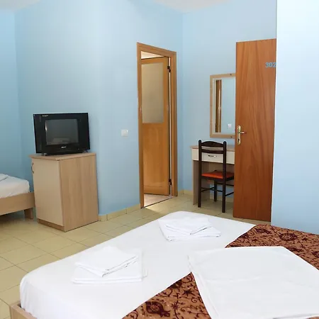 Sky Otel *