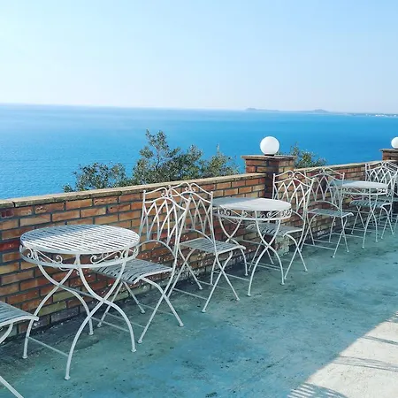 Sky Otel